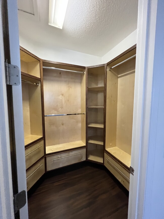 Foto del edificio - 10411 Belfry Cir