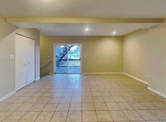 Foto del edificio - 2729 Wesley Ave