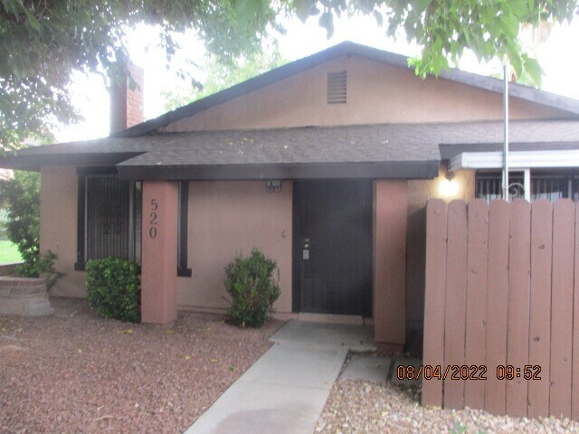 Primary Photo - 520 Starfire Pl