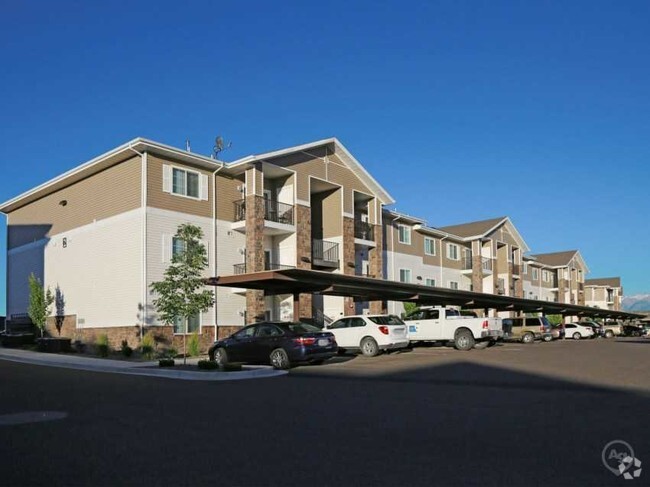 Copperwood Apartments