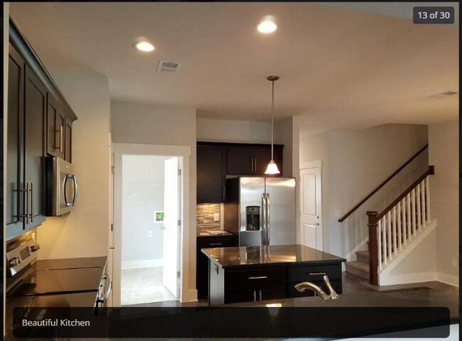 Foto del edificio - 2010 Gracious Dr