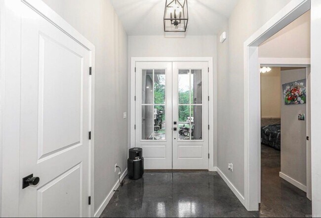 Foto del edificio - New Rental 3/2 in The Heart of Benton