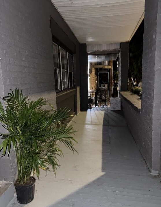 Foto del edificio - 5422 Chancellor St
