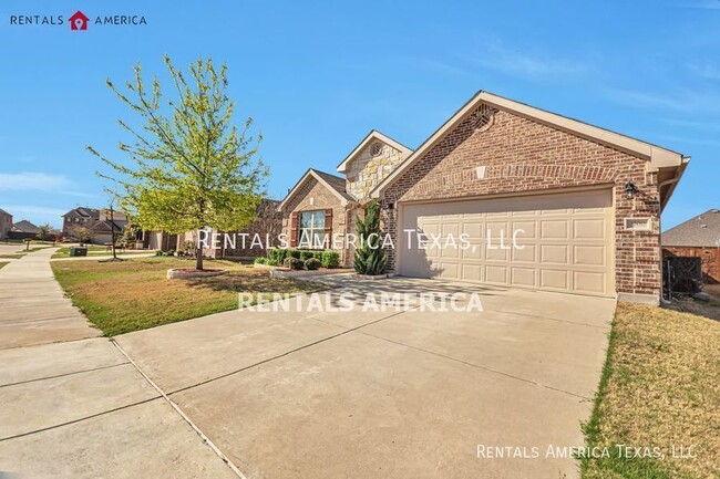 Building Photo - Beautiful 4/2 in Little Elm!