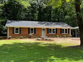 Building Photo - 5620 Blue Spruce Dr