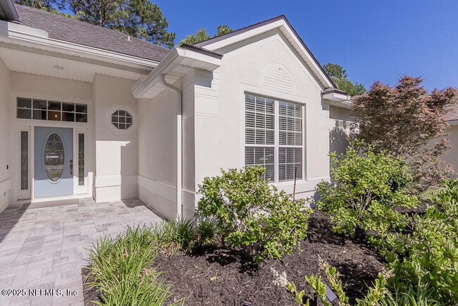 Foto del edificio - 8543 Glenbury Ct N