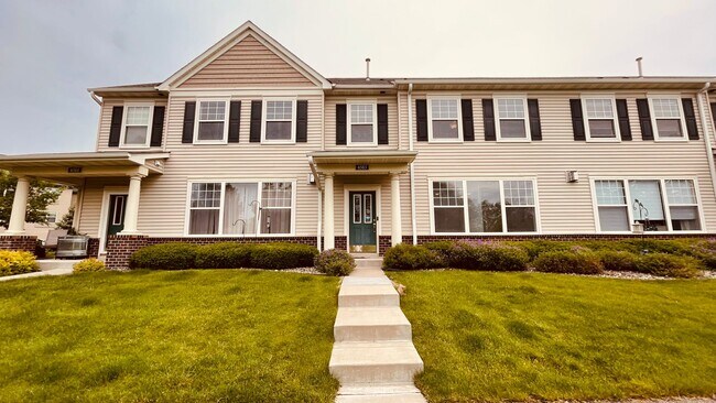 Frente - 6583 Linwood Drive