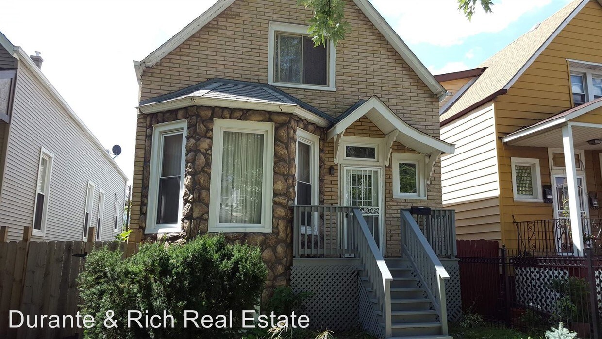 Foto principal - 1654 N Springfield Ave