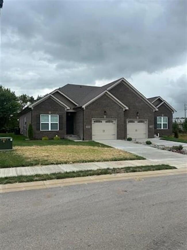Building Photo - 6460 Fortuna Ave
