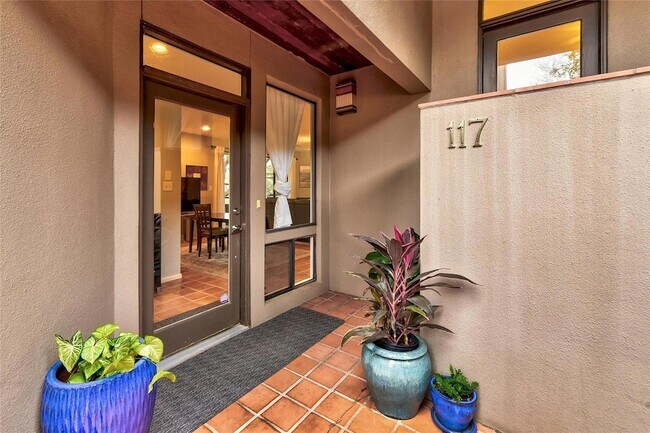 Foto del edificio - 1735 Spyglass Dr