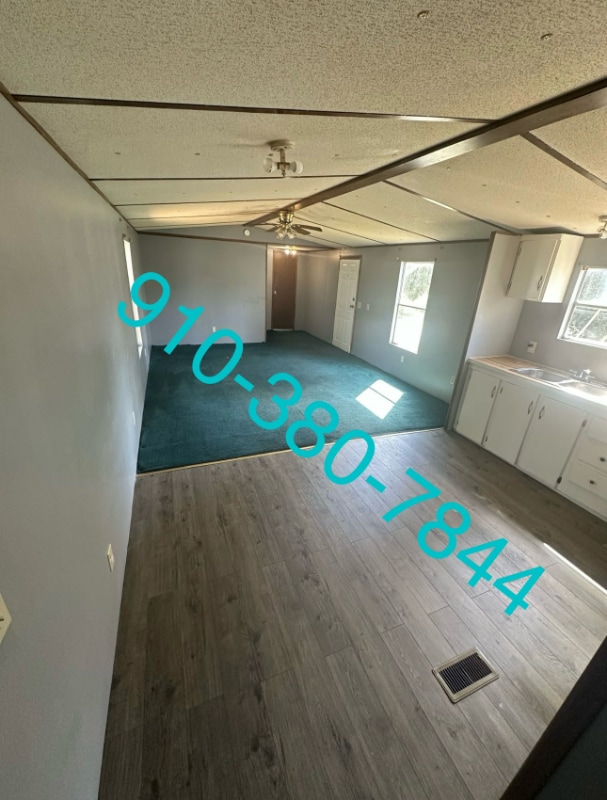 Building Photo - 200 Scrimon St