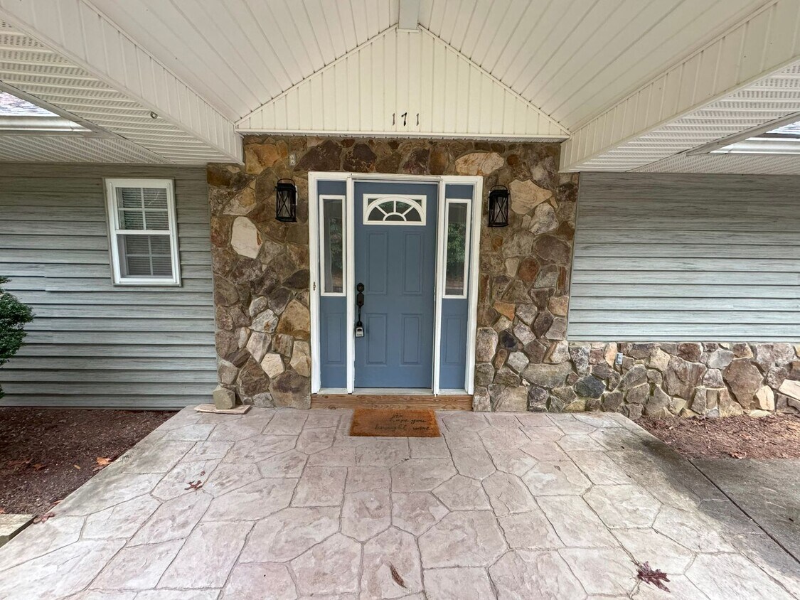 Foto principal - 2 Bedroom, 2 Bath with Office