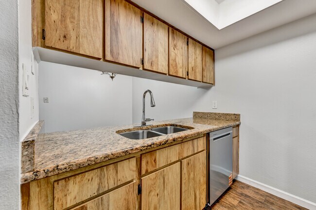 Foto del edificio - 3109 W Horatio St