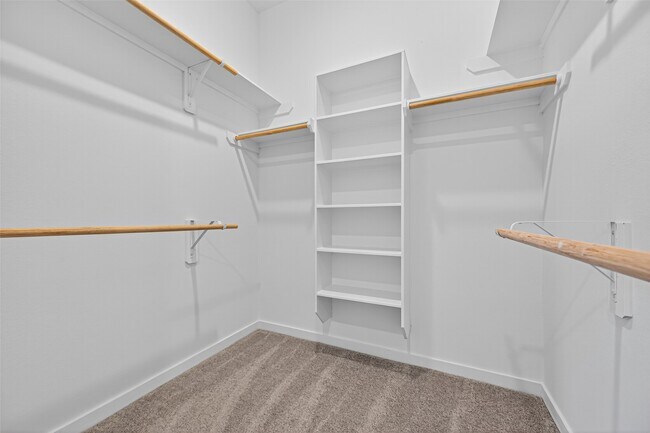 Building Photo - 27423 Sunterra Village Dr