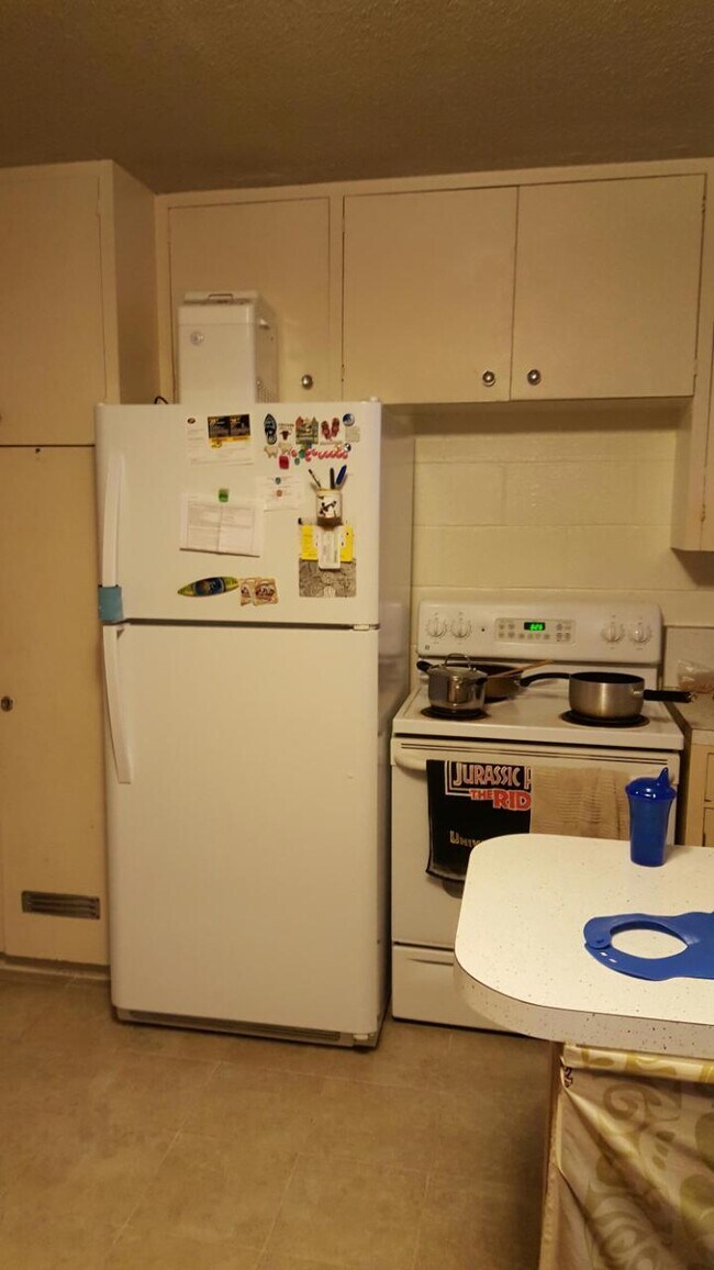 Foto del edificio - 1329 Kaihee St