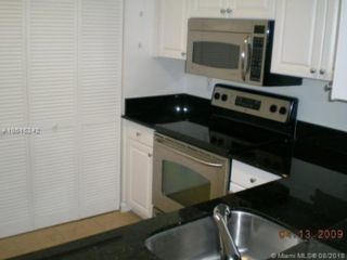 Primary Photo - 2751 Ocean Club Blvd