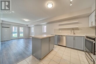 Building Photo - 2444 Post Rd