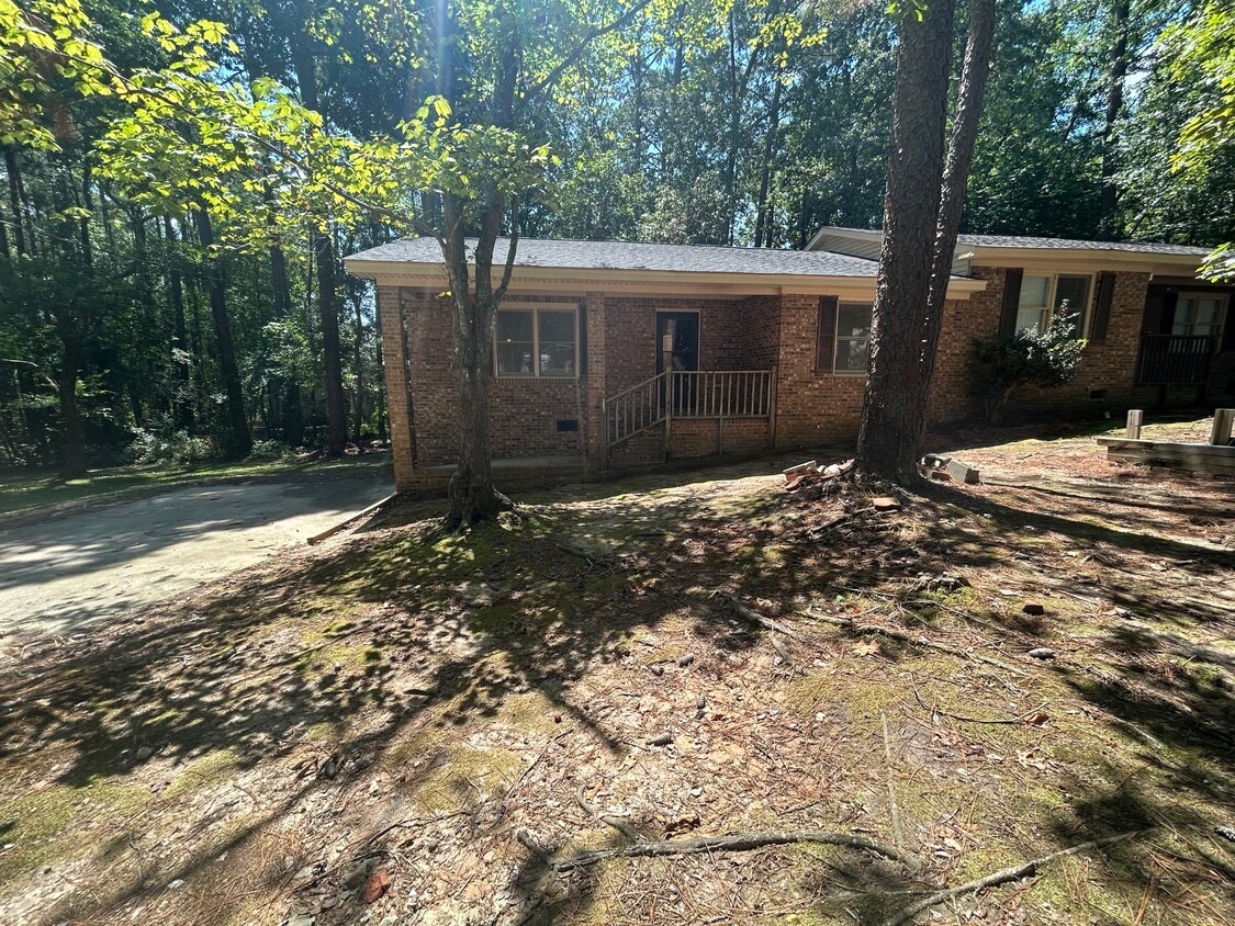 Exterior - 130 Rembert Martin Park