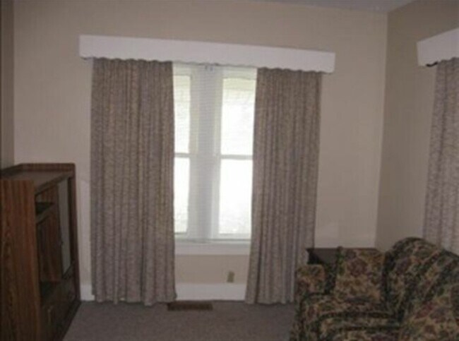 Foto del edificio - 2850 S Holt Rd