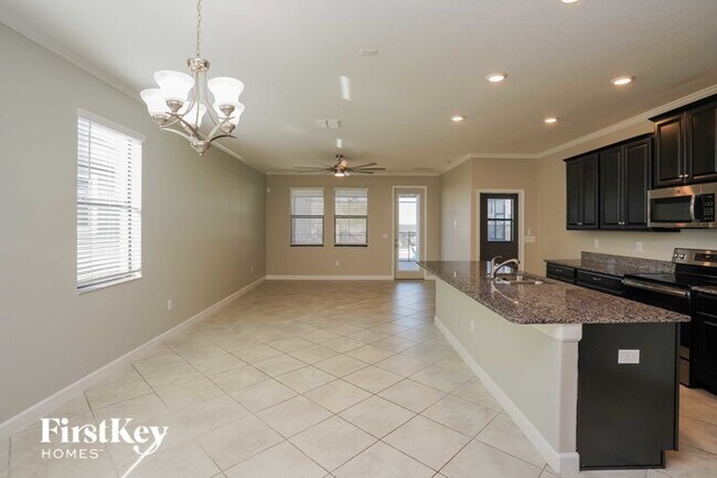 Foto del edificio - 9717 Ivory Dr