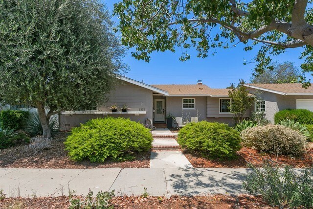 Foto principal - 2225 Grove Ave