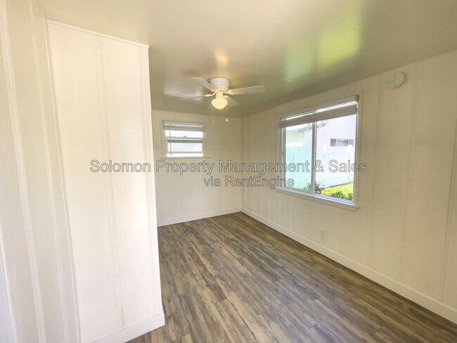 Foto del edificio - 143 1/2 South Myers Street