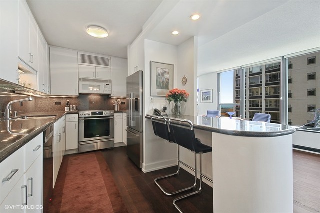 Foto del edificio - 1313 N Ritchie Ct