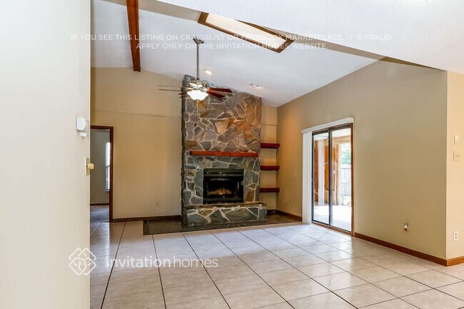 Foto del edificio - 10992 124th Ave N