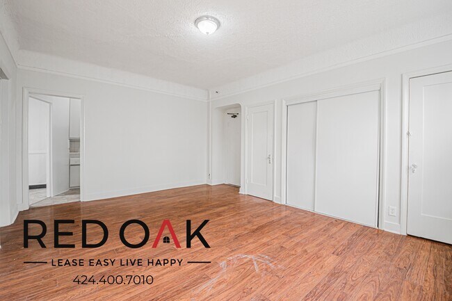 Foto del edificio - 450 S Kenmore Ave