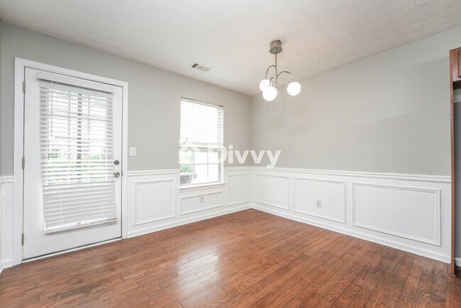 Foto del edificio - 2831 Vining Ridge Terrace