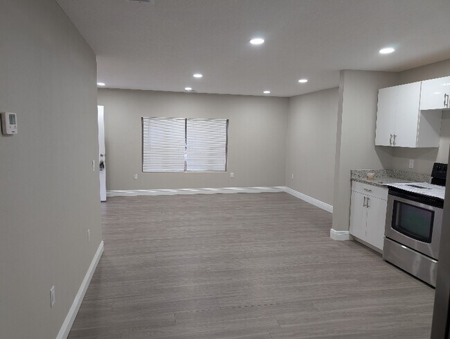 Foto del edificio - 3416 Phillips St