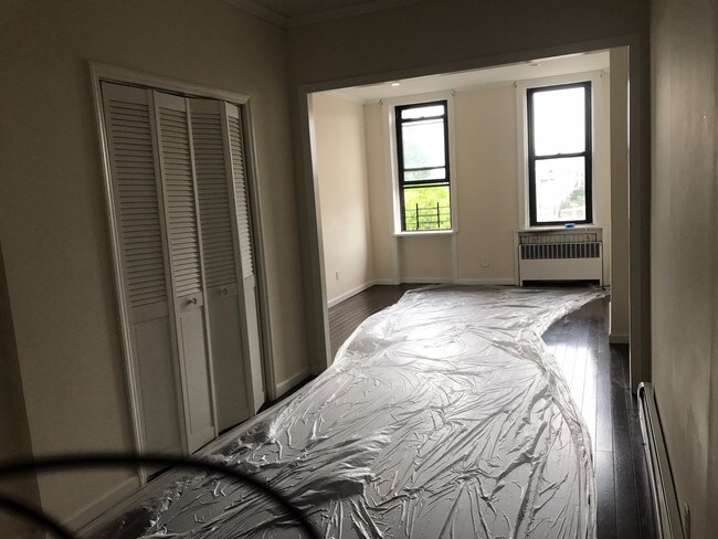 Foto del edificio - 558 Grandview Ave