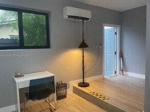 Building Photo - 11401 Taft St