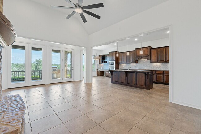 Building Photo - 13271 Mesa Verde Dr