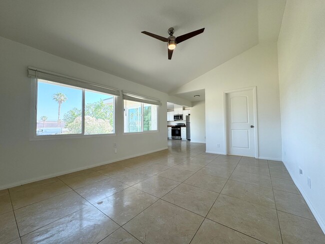 Foto del edificio - 73485 Shadow Mountain Dr