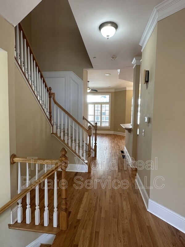 Foto del edificio - 1041 Emory Parc Pl