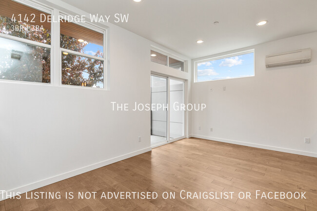 Building Photo - Stunning 3 bed/2.5 bath modern town home i...