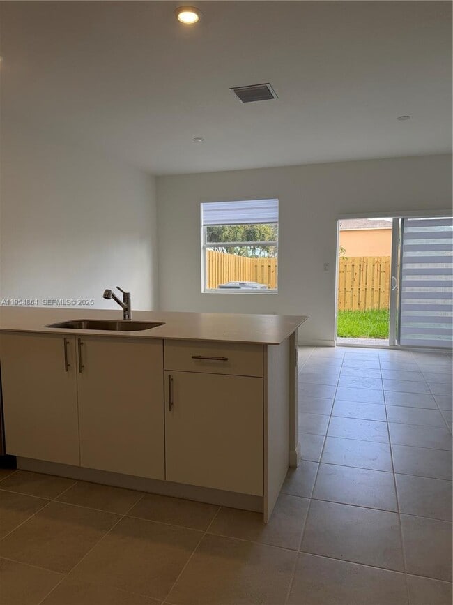 Building Photo - 26849 SW 121st Ave