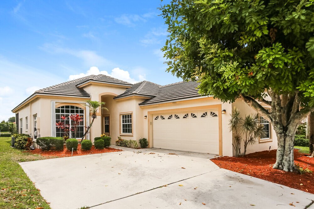 Primary Photo - 7064 Charleston Point Dr