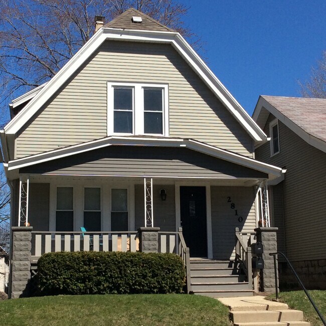 Foto del edificio - 2810 S Lenox St