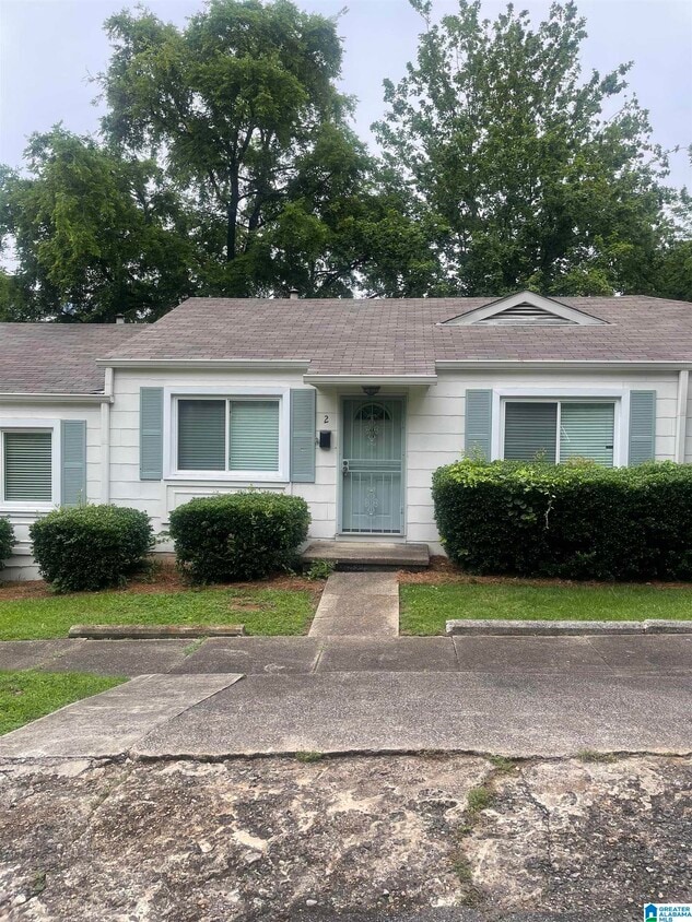 Primary Photo - 1406 21st Way S