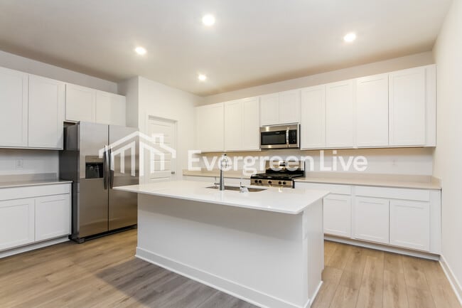 Foto del edificio - 941 Penrose Pl