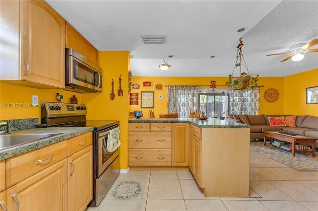 Foto del edificio - 6500 SW 41st Ct