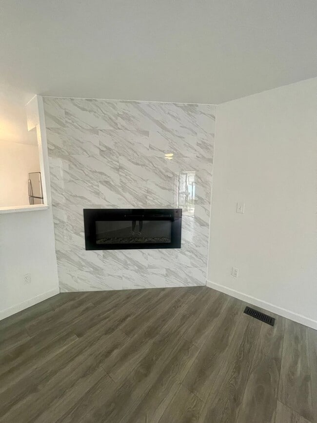 Building Photo - 12 Murray Heights Dr