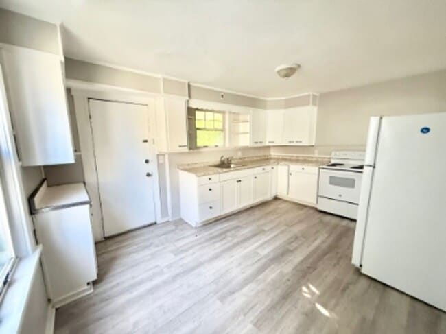 Photo - 927 Vankirk St Townhome