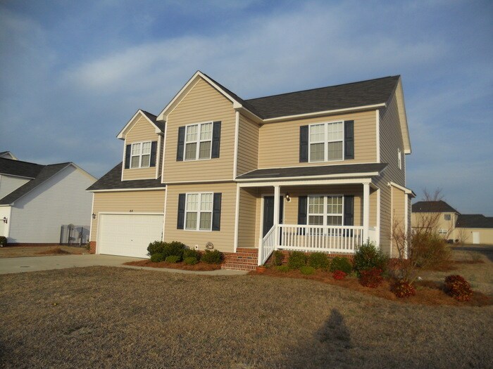 Primary Photo - 44 Guilford Court, Spring Lake, NC 28390