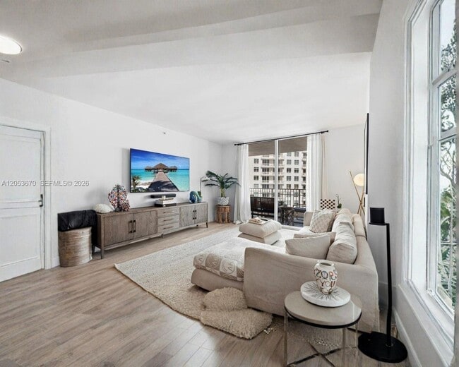 Foto del edificio - 701 Brickell Key Blvd