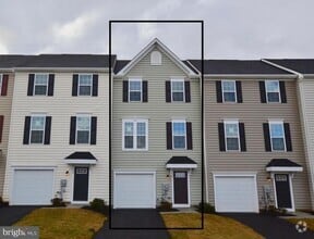 Building Photo - 30 Quebec Ct