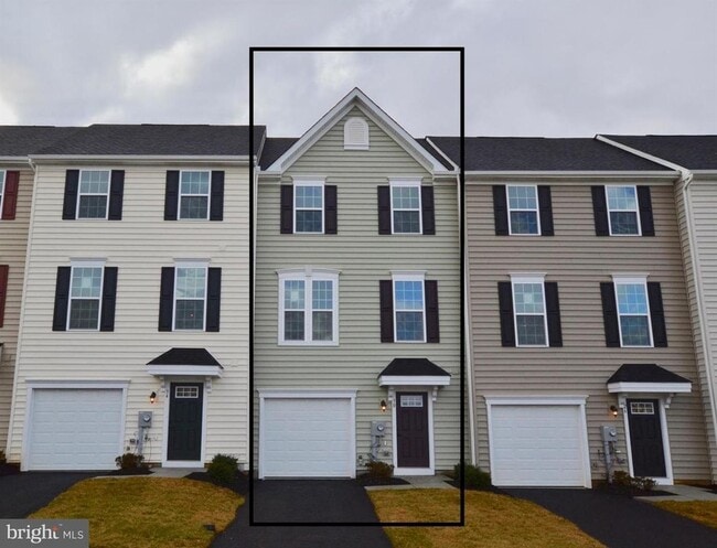 Building Photo - 30 Quebec Ct