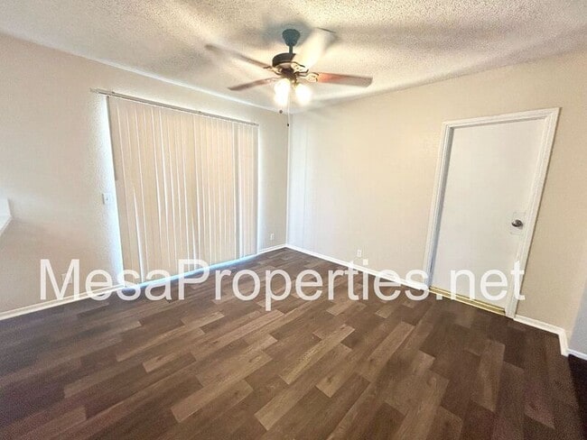 Building Photo - 15886 Placida Rd